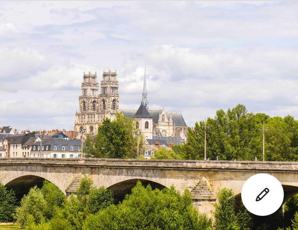 Cosy Loire, T2 Neuf, Front De Loire ,Vue Cathedrale,5Min A Pied Centre Ville Et Parking Prive Orléans Exteriör bild